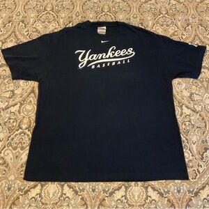EUC Nike Team New York Yankees Baseball T-shirt Men’s Sz Large